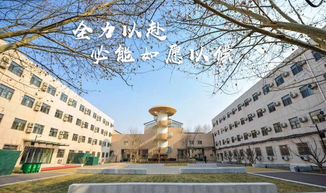 江苏大学科技学院美术类，探索艺术的魅力与科技的融合